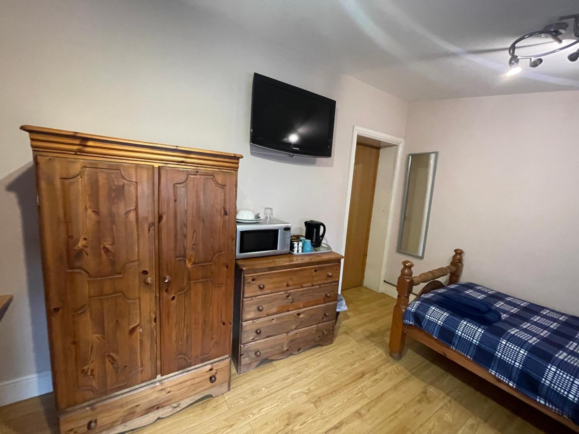 מילטון קינס Abbey Guest House מראה חיצוני תמונה