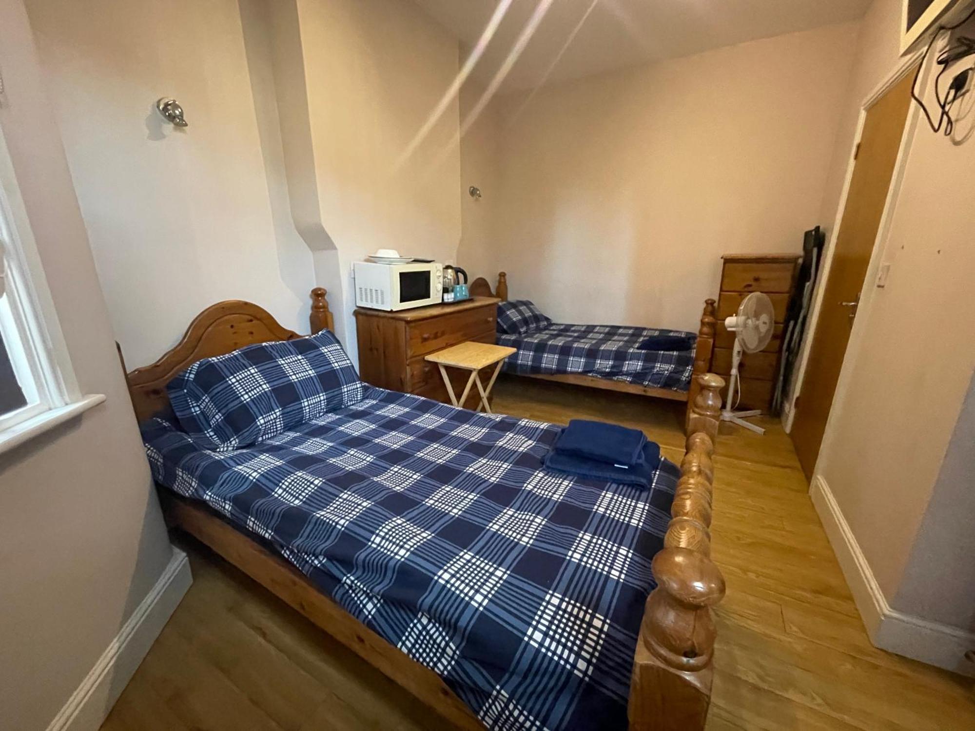 מילטון קינס Abbey Guest House מראה חיצוני תמונה