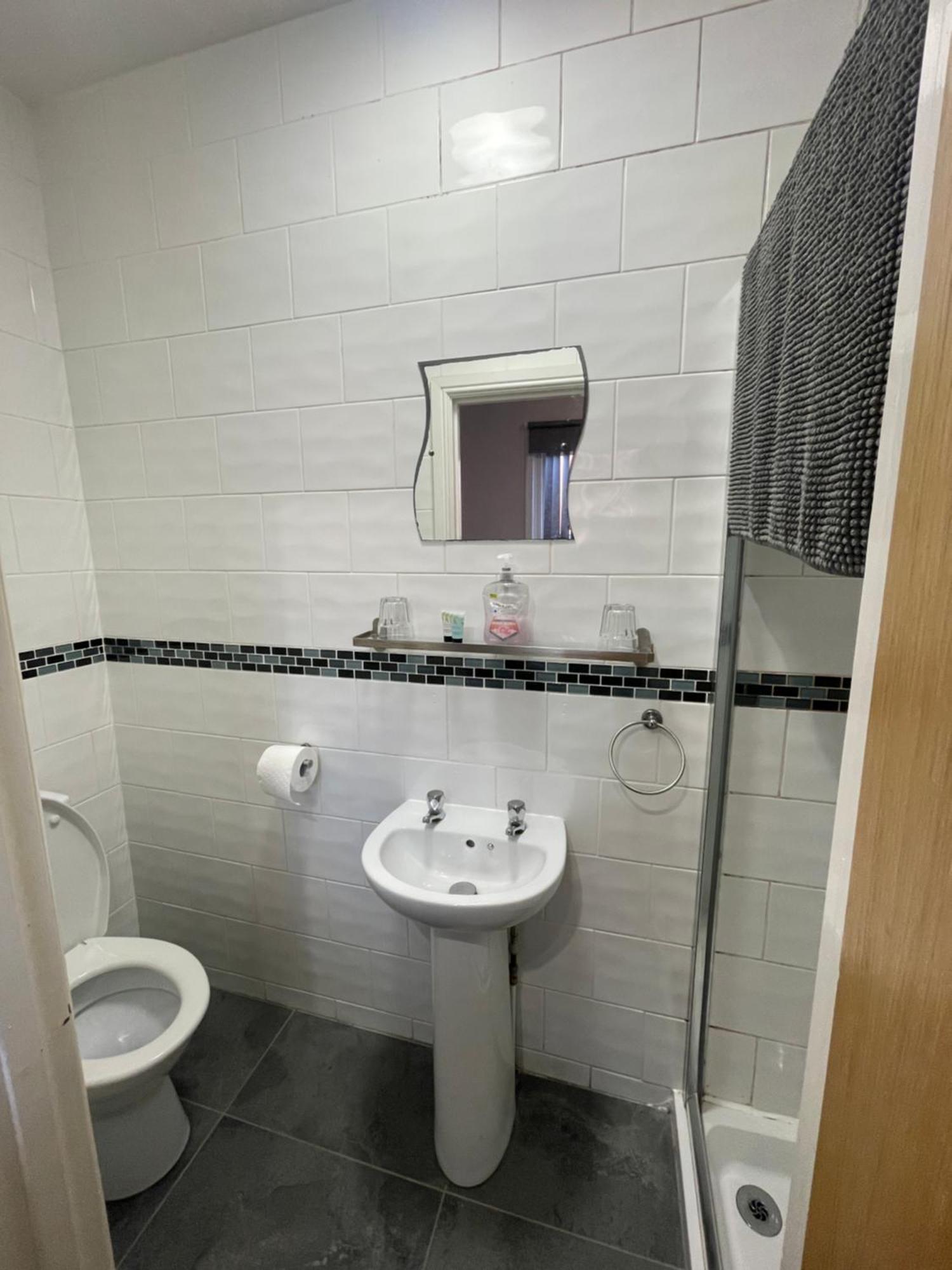 מילטון קינס Abbey Guest House מראה חיצוני תמונה