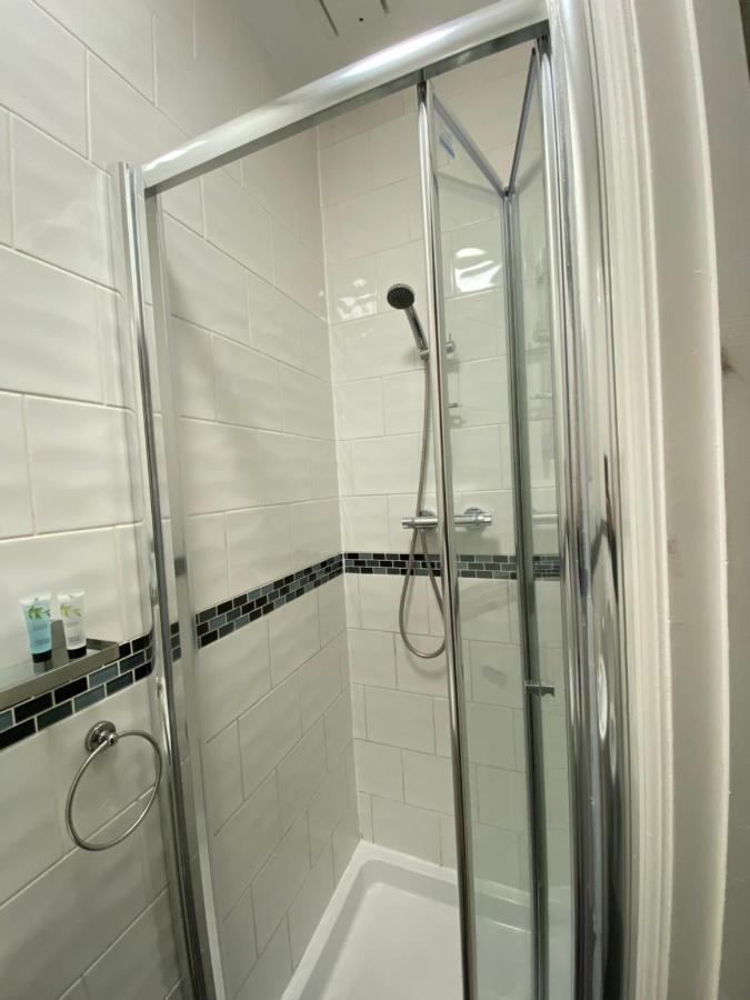 מילטון קינס Abbey Guest House מראה חיצוני תמונה